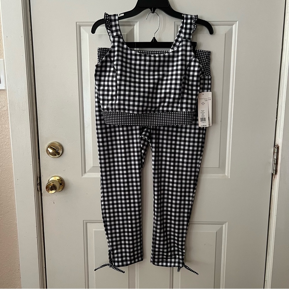 NWT Nanette Lepore Play Black & White Gingham Mix Crop Activewear Bra and Pant